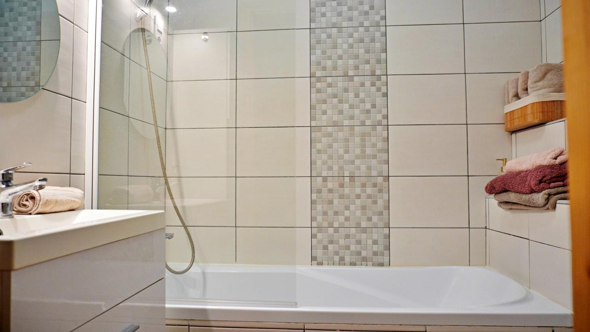 קישקונהלש Foter Apartman מראה חיצוני תמונה