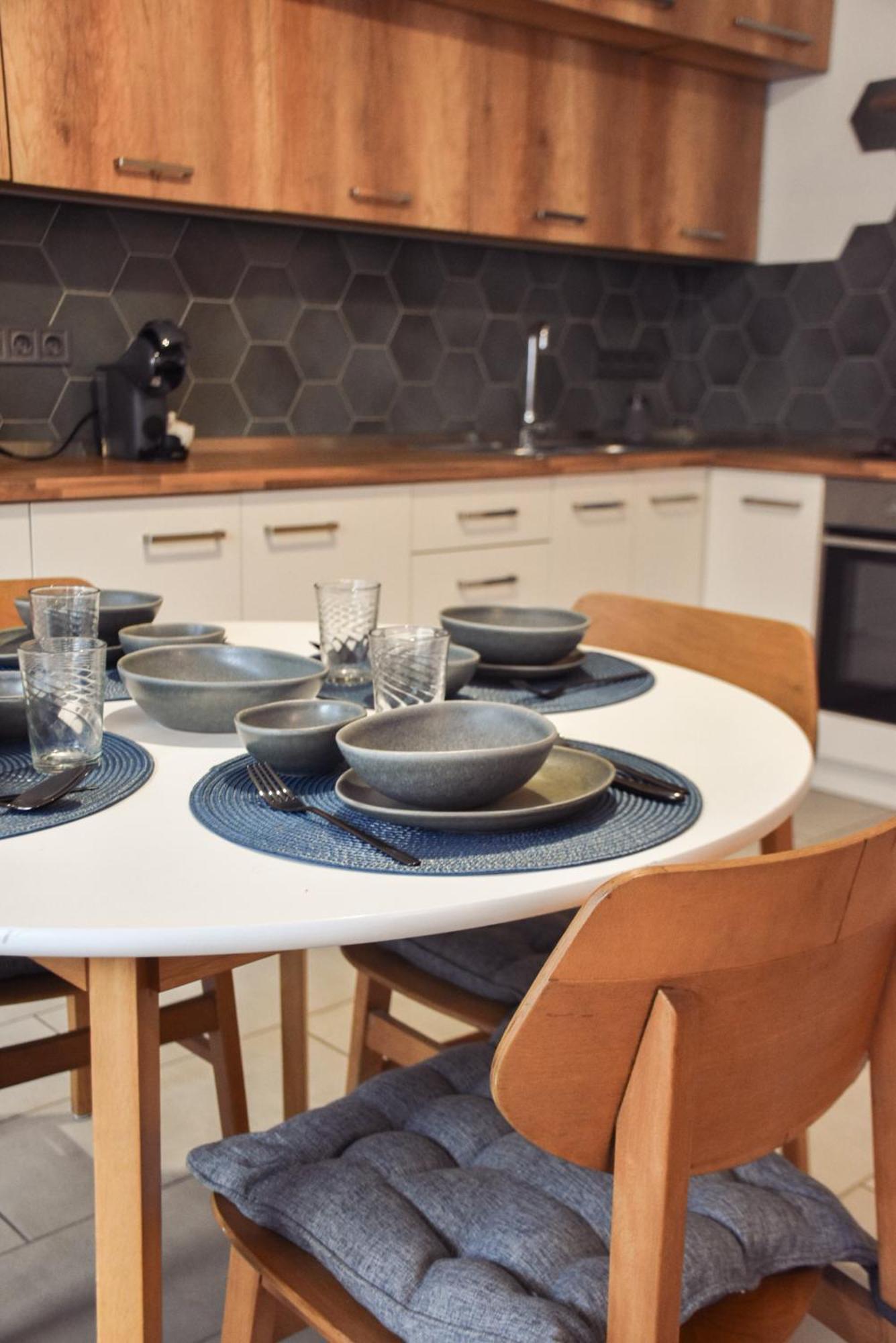 קישקונהלש Foter Apartman מראה חיצוני תמונה